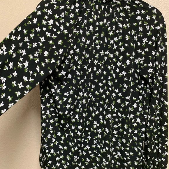 NWT Michael Kors Womens top Green - Picture 6 of 10